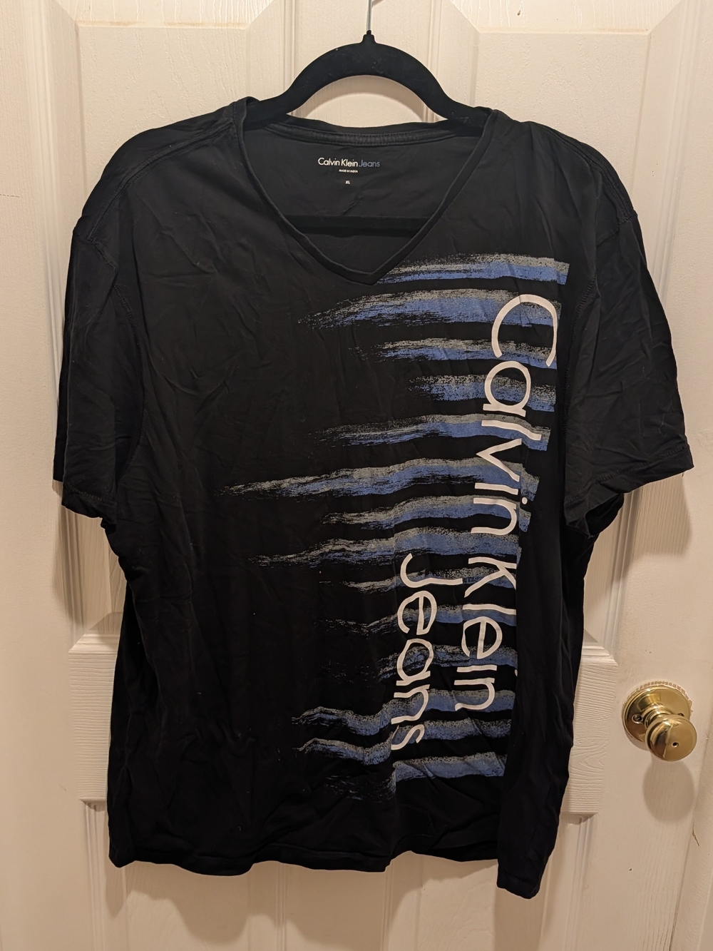 Calvin Klein Jeans Men's Black Graphic V-Neck T-Shirt